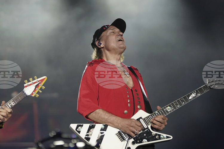 СподелиКогато издадохме Eye II Eye албум на Скорпиънс от 1999