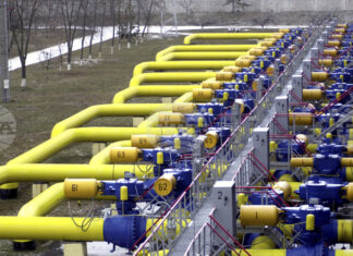Удареният с дрон Оренбургски газопреработвателен завод в Русия е спрял преработката на природен газ от Казахстан, обяви Астана