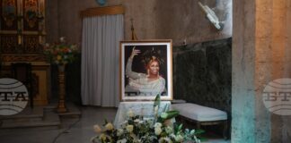 В Куба се проведе меса по случай 100 години от рождението на певицата Селия Крус