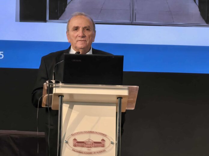 Проф. Светозар Маргенов Проф. Светозар Маргенов