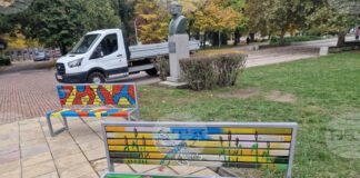 „Художниците на Търговище“ поставиха своя артистичен отпечатък в центъра на града с колекция от пейки, превърнати в произведения на изкуството