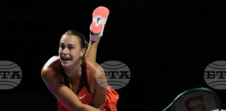 Арина Сабаленка с втора победа на Финалния турнир на WTA, Коко Гоф взе мача в два сета срещу Джазмин Паолини