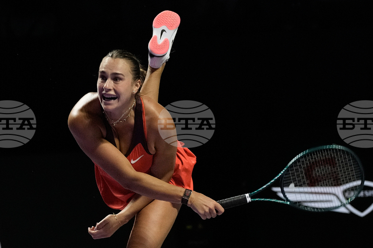 СподелиАрина Сабаленка и Коко Гоф записаха победи във втория кръг