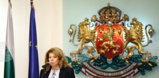 България и днес има своите велики личности, които всеки ден будят за светлина, добрини знание и прогрес, заяви Илияна Йотова