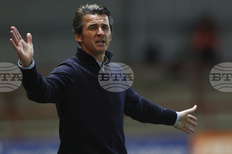 СподелиБившият Висш лига футболист Джоуи Бартън получи присъда за обидни