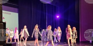 Благотворително ревю концерт в Русе събра средства за две каузи в Деня на православната християнска младеж и семейство