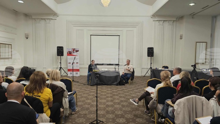 СподелиДоц Георги Гаров изнесе теоретична лекция за уникалните характеристики на