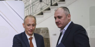 Днес инициирахме първия разговор за влиянието на социалните мрежи върху децата, каза министър Красимир Вълчев на дискусия по темата