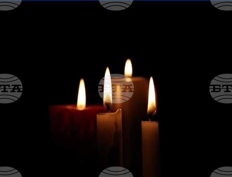 СподелиНа втория ден от финалите на ATP в Торино градът