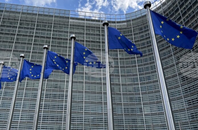 ЕК предлага подобряване на сътрудничеството между европейските институции за борба с данъчните измами