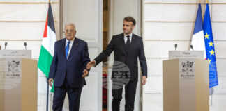 Евентуално анексиране на Западния бряг от страна на Израел е "червена линия" за ЕС, заяви Макрон след среща с палестинския президент Абас