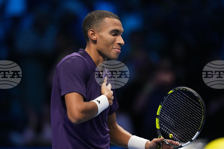 СподелиФеликс Оже Алиасим успя да преодолее груповата фаза на Финалния турнир