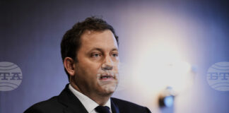 Финансовият министър на Германия Ларс Клингбайл призова за пълно прекратяване на вноса на стомана от Русия