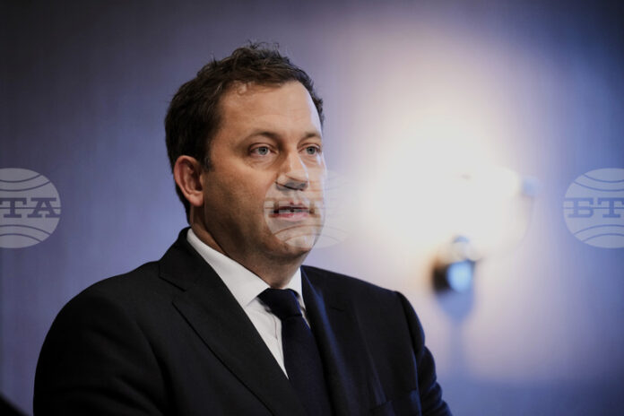 Финансовият министър на Германия Ларс Клингбайл призова за пълно прекратяване на вноса на стомана от Русия