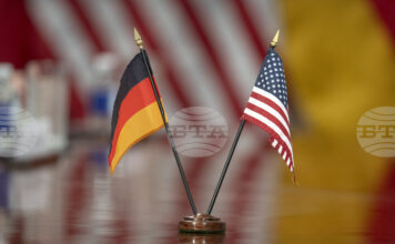 Фридрих Мерц и Доналд Тръмп обсъдиха по телефона мирния план на САЩ за Украйна