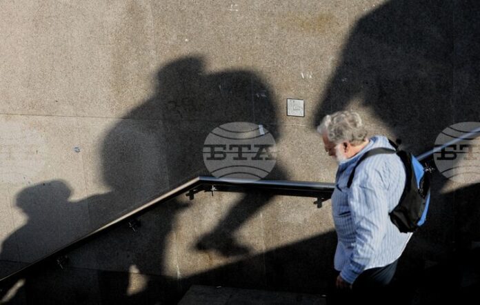 Икономическото и социалното развитие на България остава "на две скорости", е сред изводите от изследване на Института за пазарна икономика