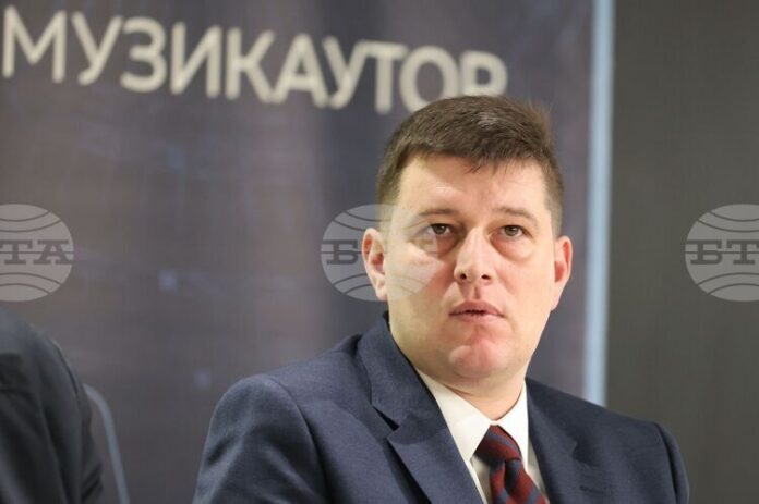 Иван Димитров е причината инициативата „Светилник“ вече пета година да се развива, каза генералният директор на БНР Милен Митев