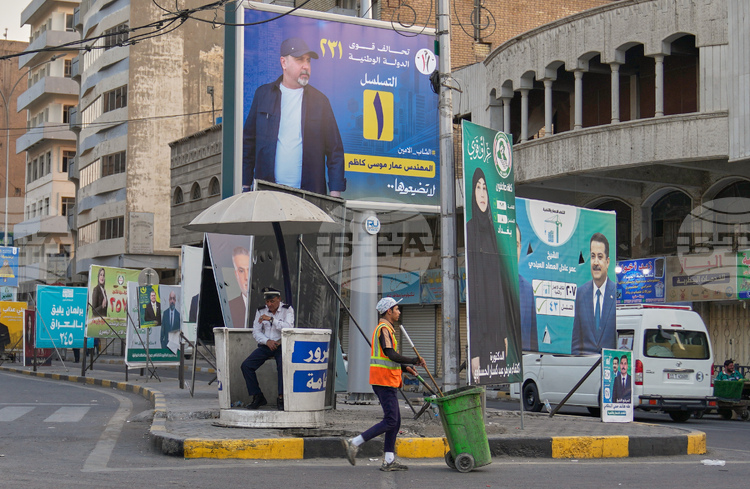 СподелиИзборните секции в Ирак започнаха дейност тази сутрин за парламентарните