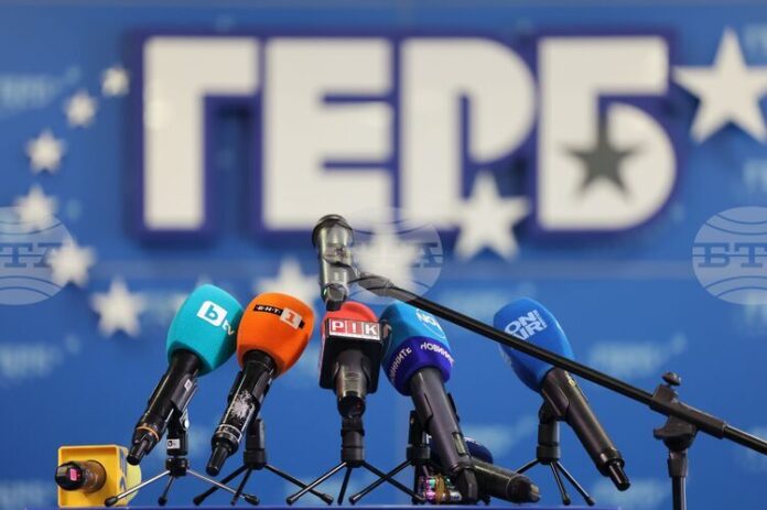 Изпълнителната комисия на ГЕРБ е решила да помоли членовете на ОИК – Варна от квотата на партията да гласуват против отстраняване на кмета Благомир Коцев