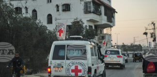 Израел обяви, че Червеният кръст е получил останките на трима заложници в Газа