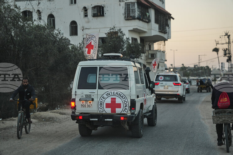 СподелиИзраел съобщи че Червеният кръст е получил останките на три