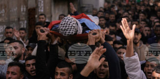 Израелската армия заяви, че е убила палестинец, който хвърлил взривно устройство по време на нейна операция на Западния бряг