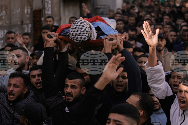 СподелиИзраелската армия съобщи днес че е убила палестинец който според