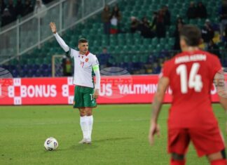 Капитанът на България Кирил Десподов е с вирус и остава под въпрос за домакинството на Кифися в гръцката Суперлига