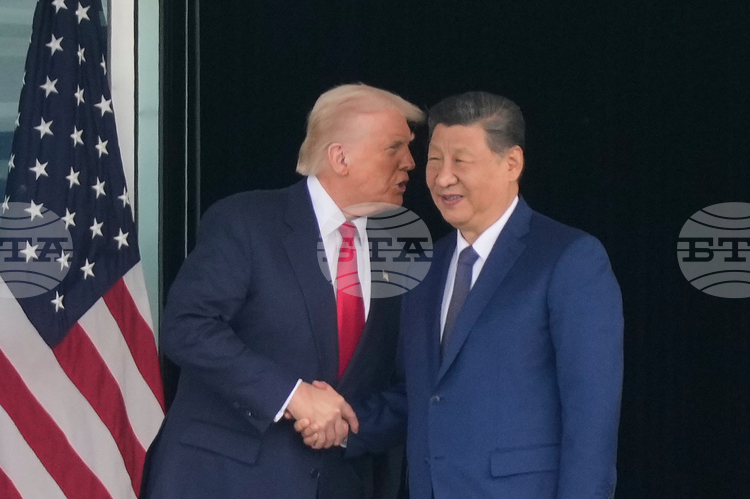 СподелиКитай ще прекрати за една година допълнителните мита от 24