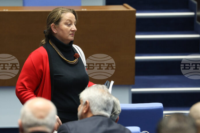 Коледните добавки за пенсионерите с пенсии под линията на бедност Коледните добавки за пенсионерите с пенсии под линията на бедност да бъдат 120 лв., предлага Съветът за съвместно управление