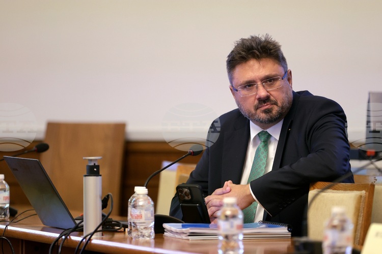 Комисията по културата и медиите в Народното събрание изслушва Кирил