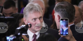 Кремъл заяви, че ще изчака да види как ще се развият преговорите между САЩ и Украйна за потенциален мирен план