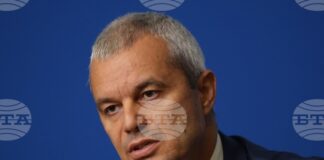 Лидерът на “Възраждане” Костадин Костадинов обсъди с представители на бизнеса във Варна предстоящия бюджет