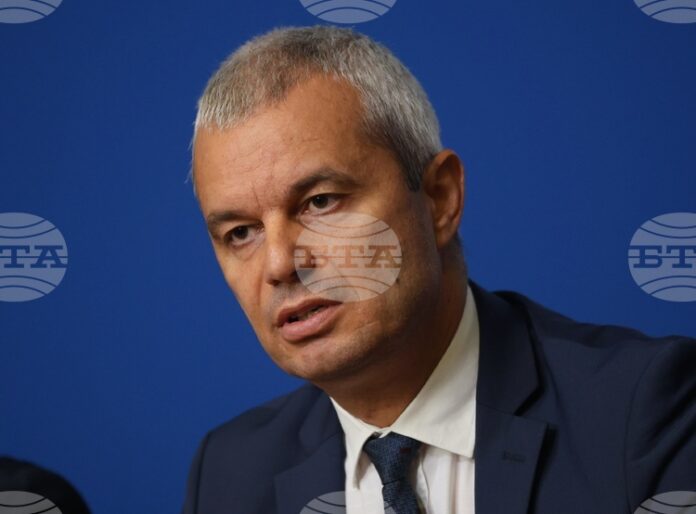 Лидерът на “Възраждане” Костадин Костадинов обсъди с представители на бизнеса във Варна предстоящия бюджет