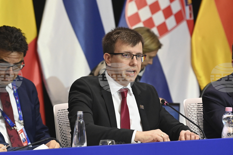 Унгарският министър по европейските въпроси Янош Бока обяви днес че