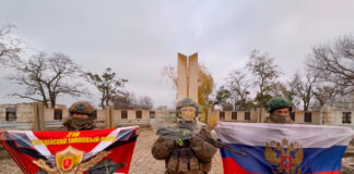 На публикуван от Русия видеоклип се вижда как руски войници се придвижват свободно в руините на украинския град Покровск