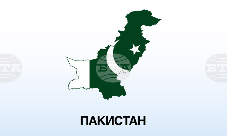 Поне трима души загинаха при самоубийствено бомбено нападение насочено срещу