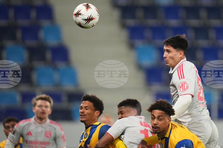 Олимпик Лион постигна впечатляваща победа с 6 0 при визитата си