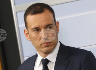 Още през 2016 г. е обсъждано същото повишение на цените в синя и зелена зона, каза кметът на София Васил Терзиев Още през 2016 г. е обсъждано същото повишение на цените в синя и зелена зона, каза кметът на София Васил Терзиев