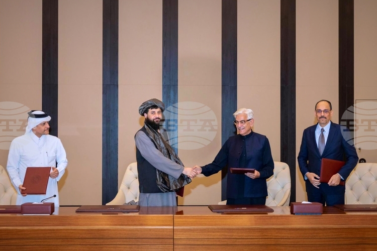 СподелиДнес Афганистан и Пакистан отново ще започнат преговори в Истанбул