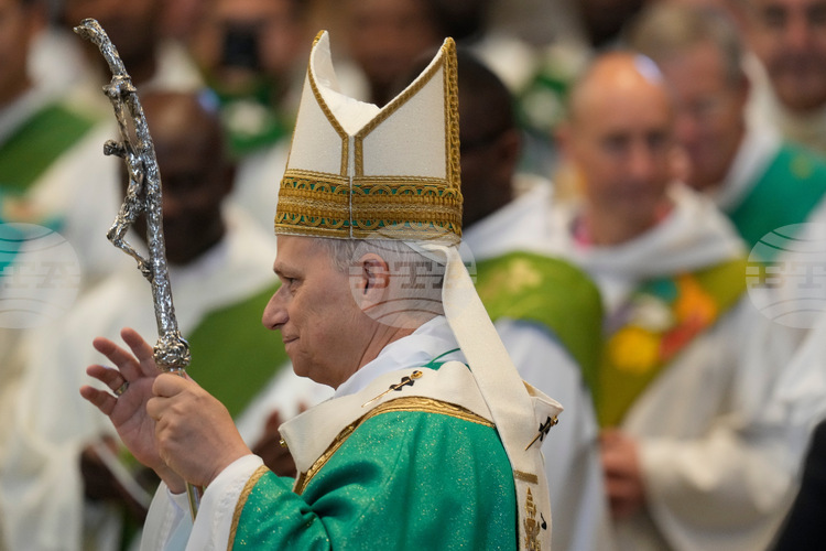 СподелиВ снощно обръщение папа Лъв Четиринадесети критикува световните лидери за