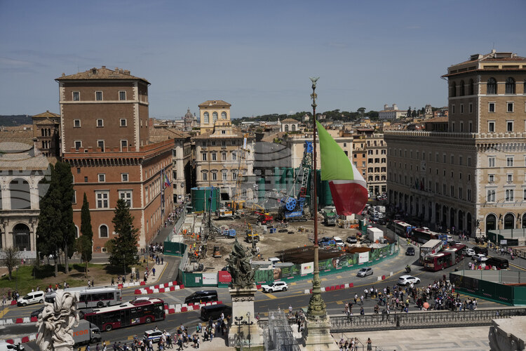 Апартаментът който е с площ от 40 квадратни метра се