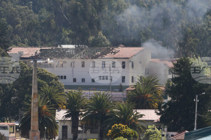 Петнайсет непълнолетни са били убити при удари срещу въоръжени групировки Петнайсет непълнолетни са били убити при удари срещу въоръжени групировки в Колумбия от август насам, обявиха властите