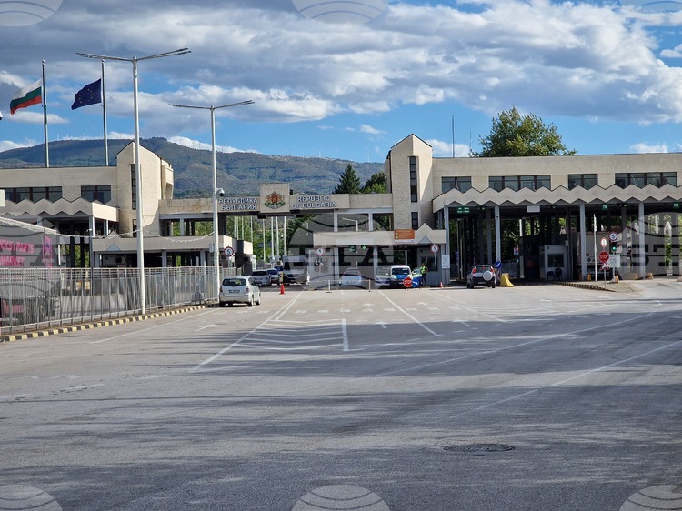 СподелиПо причина на прекъснат кабел от 22 00 часа на 14