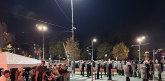Протести в Белград