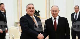 Путин лично изпрати унгарския премиер Орбан на излизане от Кремъл след среща, продължила близо четири часа