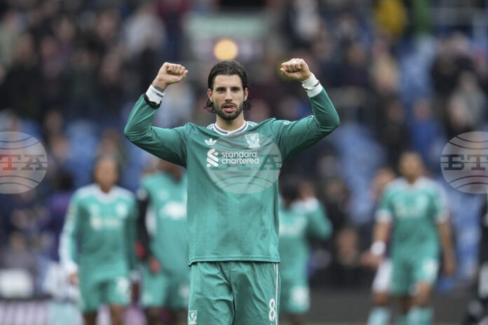 "Ливърпул трябва да запази борбения дух, ако иска да защити "Ливърпул трябва да запази борбения дух, ако иска да защити титлата си във Висшата лига", каза Доминик Собослай преди гостуването на Манчестър Сити