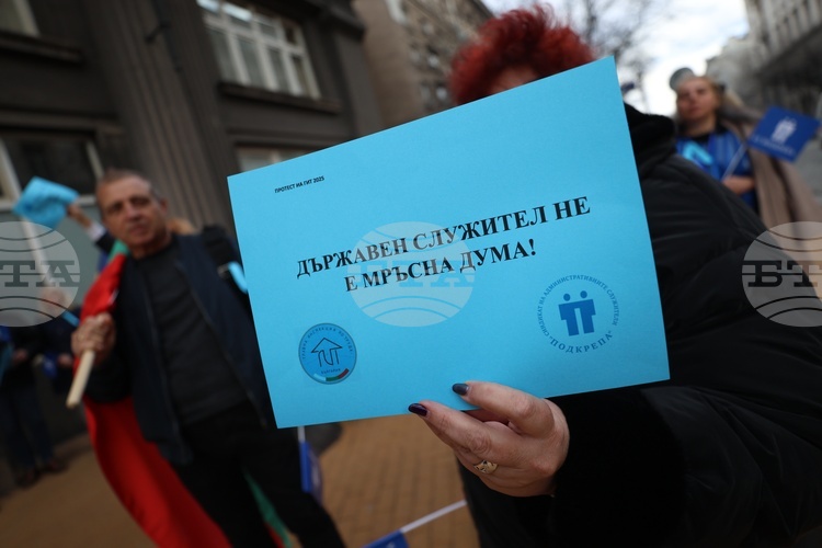 Източник БТАЗа още интересни новини интервюта анализи и коментари харесайте