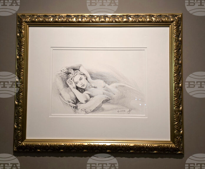 Рисунката на Роуз от "Титаник" вече радва ценителите на киното Рисунката на Роуз от "Титаник" вече радва ценителите на киното в Истанбул, Джеймс Камерън пристига в мегаполиса през януари