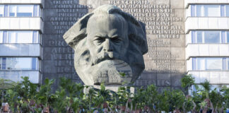 С парад и рейв парти на открито Кемниц приключва годината си на Европейска столица на културата